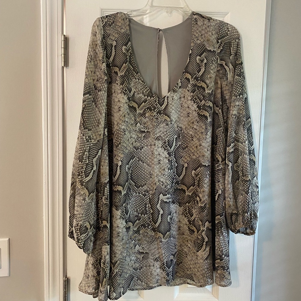 Show me your mumu snakeskin dress medium